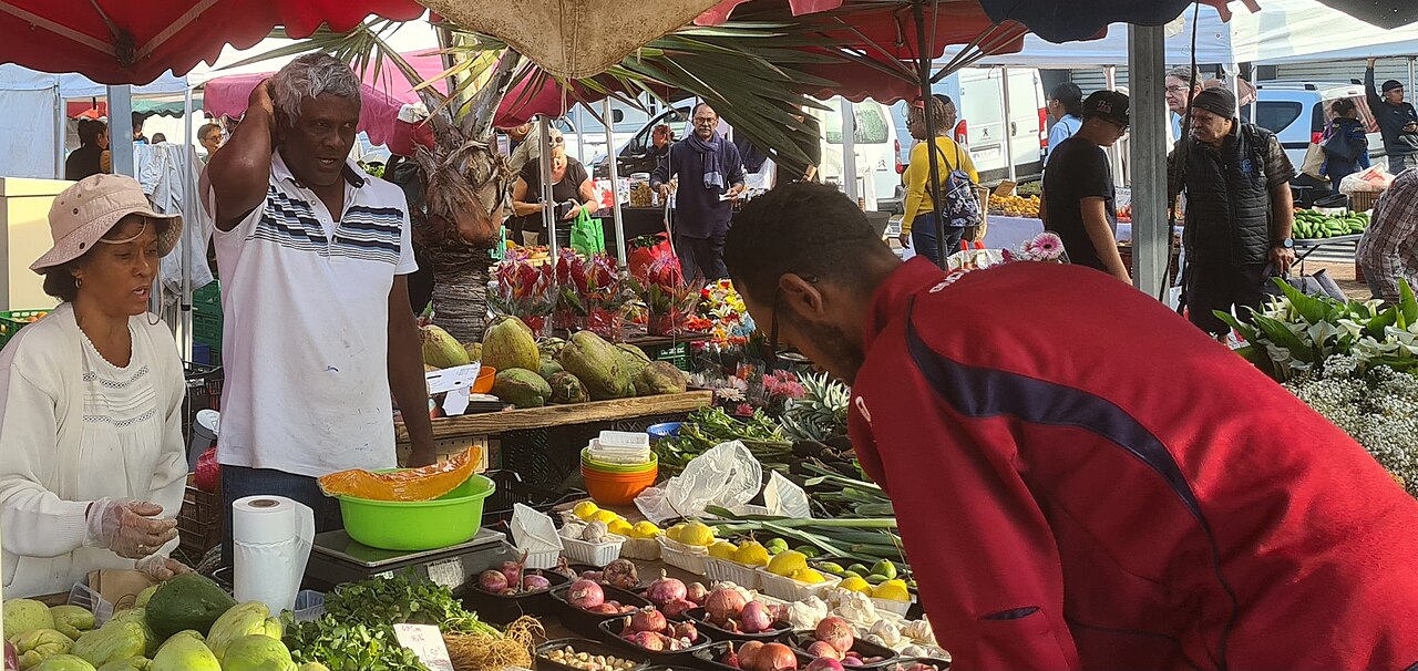 En juillet 2026 à La Réunion, les prix à la consommation sont stables sur un mois et augmentent de 0,7 % sur un an